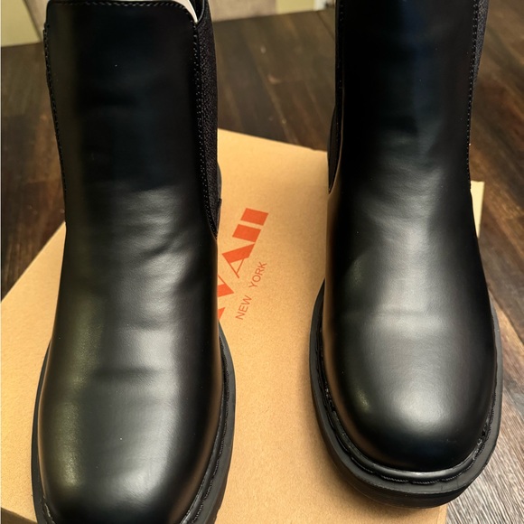 Black Ankle Boots Women’s Size 9 - Picture 6 of 6